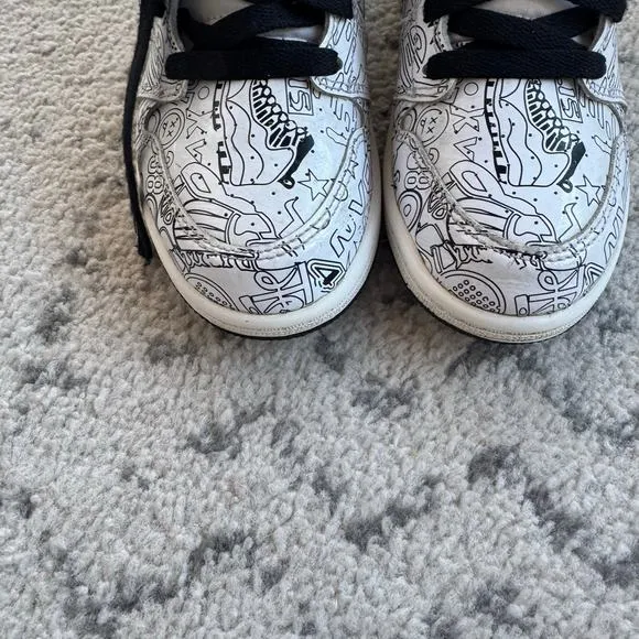 Air Jordan 1 Mid SE DIY “Color How You Want Em!” Sneakers 2Y