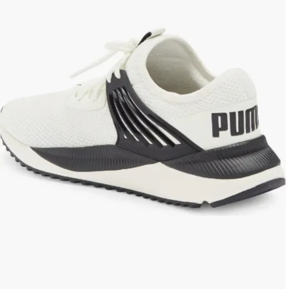 Athletic Sneaker PUMA Mens Pacer Future Sneaker Size 10