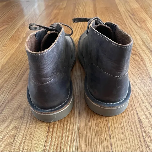 Clarks brown bushacre 3 boots size 8