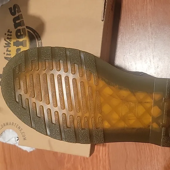 Dr Martens kids size 2 girls