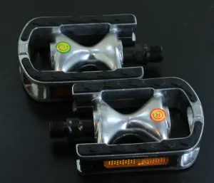 FP-920B Bicycle Bike Pedals Right / Left Aluminum Platform 9/16" Spindle NEW