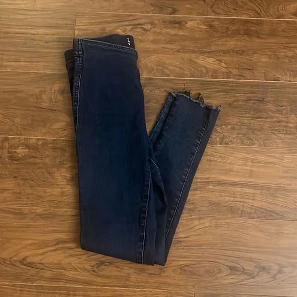 Free People Designer Dark-washed Jeans, size W24, not listed in sizes.