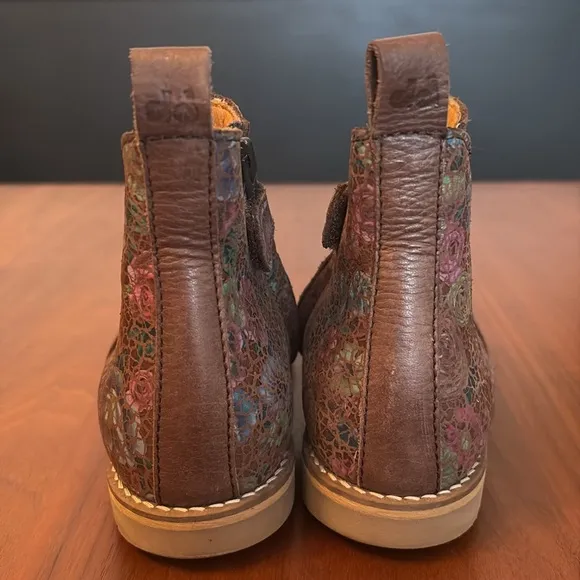 Froddo, Chelsea Boots, flowers, size 26 (us 9.5)