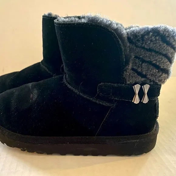 Girls Black Ugg Boots