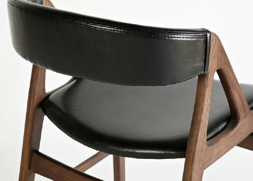 Gregory Chair