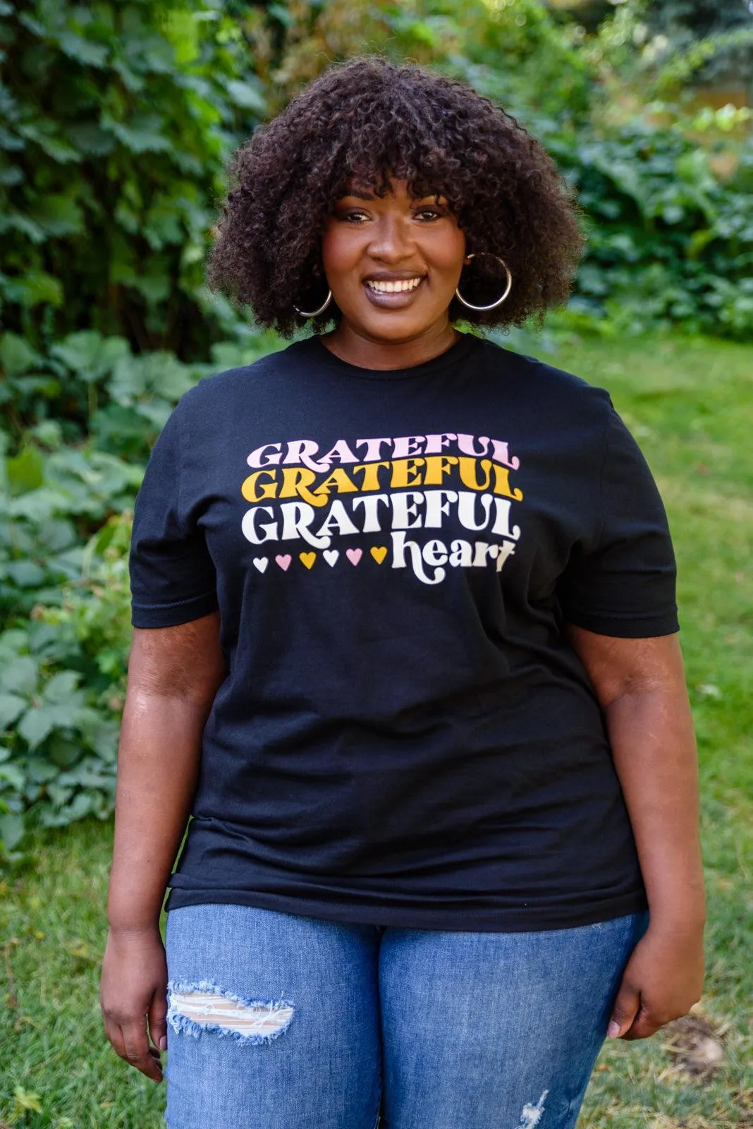 Hazel Blues® | Grateful Heart Graphic T-Shirt In Black