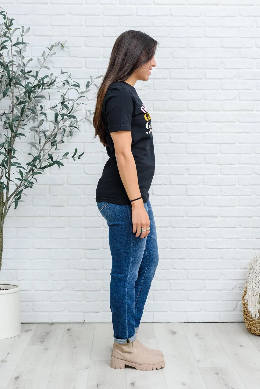 Hazel Blues® | Grateful Heart Graphic T-Shirt In Black