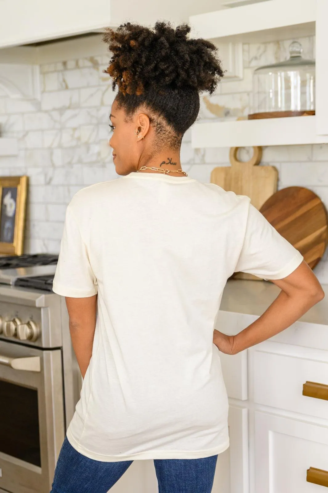Hazel Blues® | Here For The Pie Graphic T-Shirt In Cream