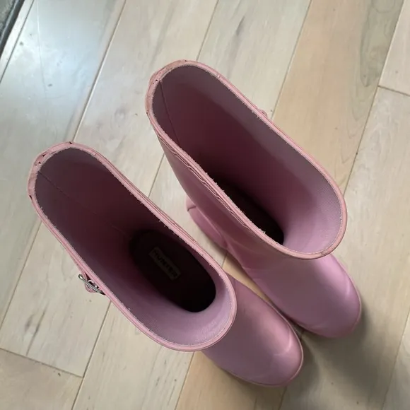 Hunter girls pink boots