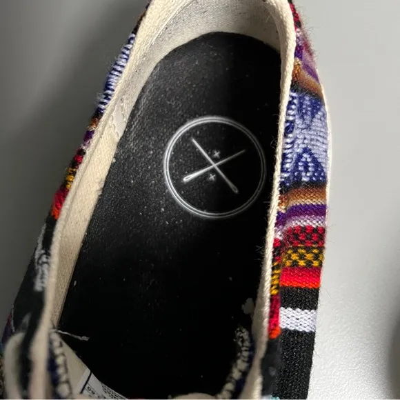 Inkkas sneakers , pre owned. Sz 6