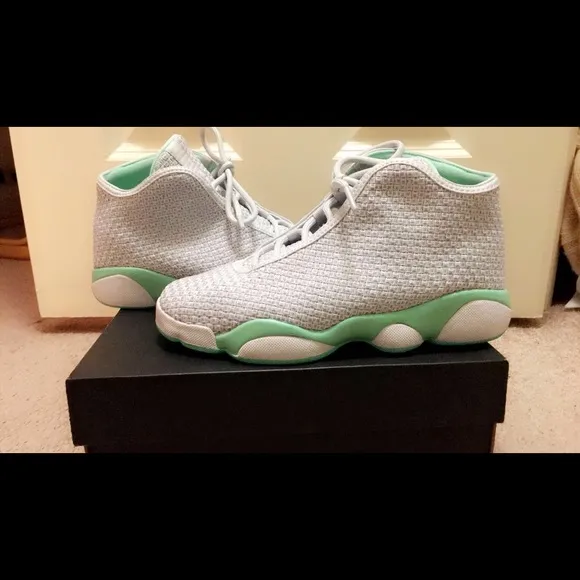 Jordan Horizon sneakers.