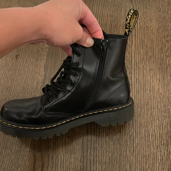 Kids dr martens boots