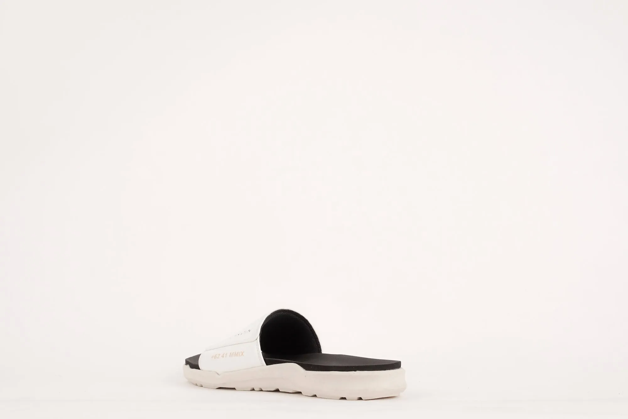MAGNI SLIDES | ALMOST WHITE | UNISEX