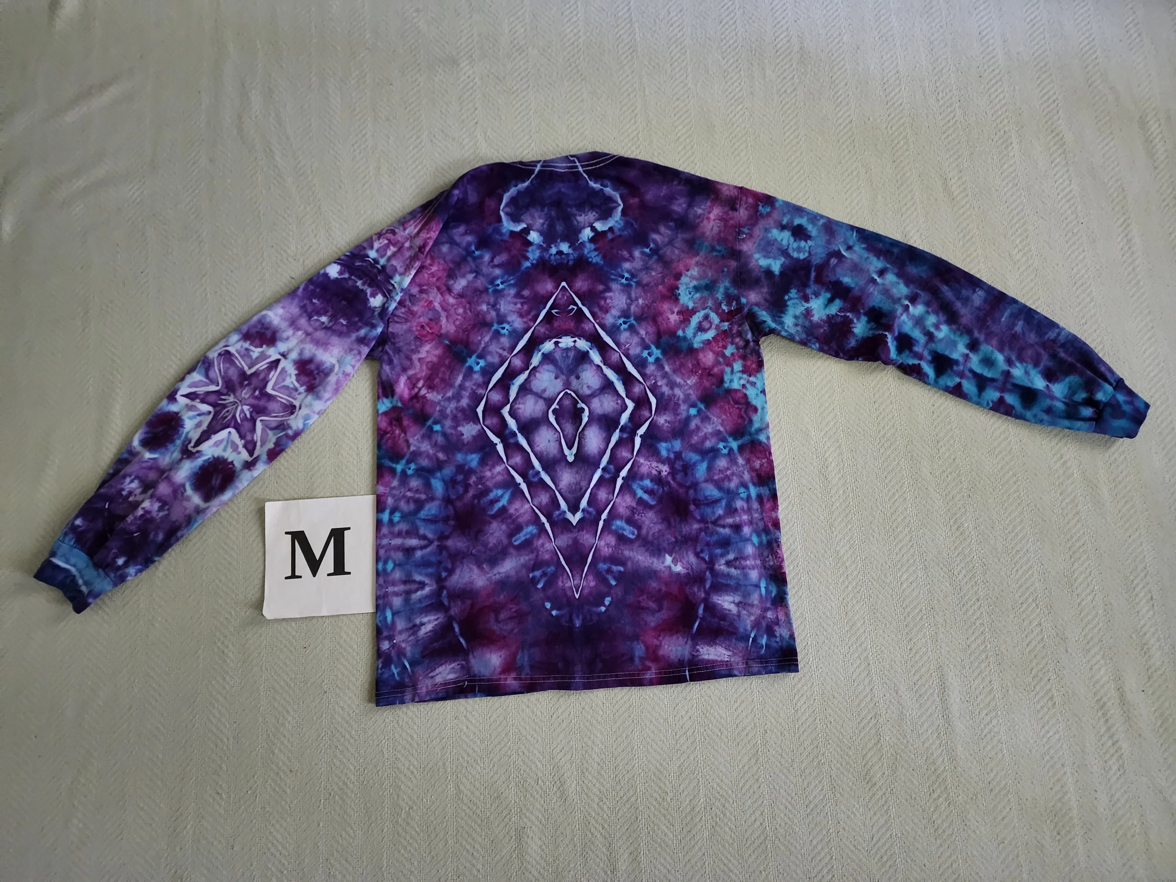Medium Long Sleeve