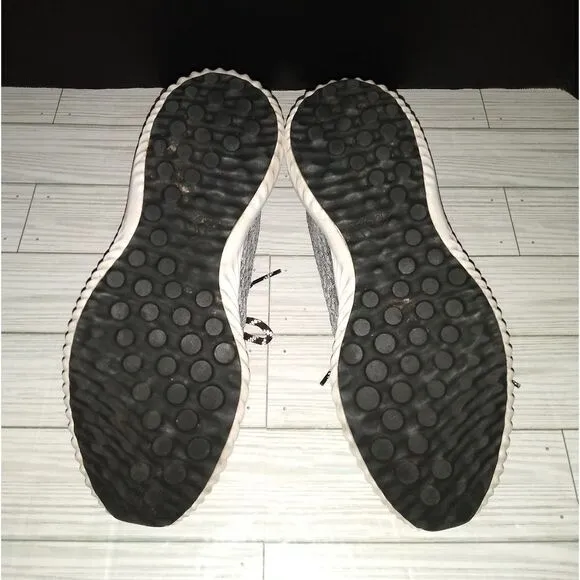 Men’s Adidas Alpha 3 Bounce Size: 9½ Grey Black Jogging Running Sneakers