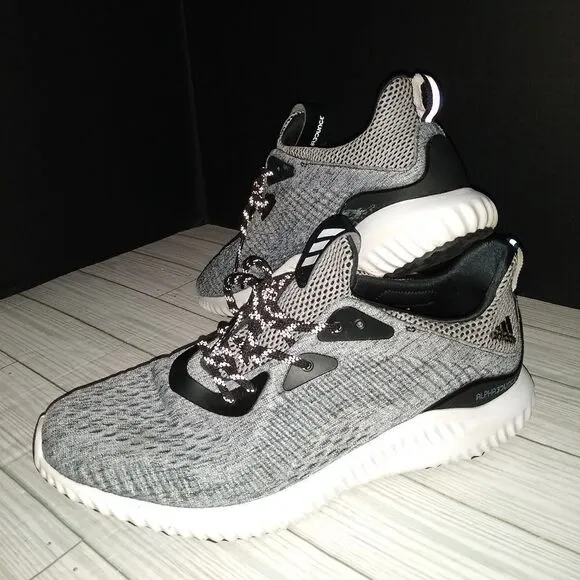 Men’s Adidas Alpha 3 Bounce Size: 9½ Grey Black Jogging Running Sneakers