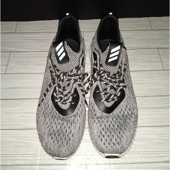 Men’s Adidas Alpha 3 Bounce Size: 9½ Grey Black Jogging Running Sneakers