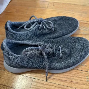 Mens AllBirds Sneakers Size 9