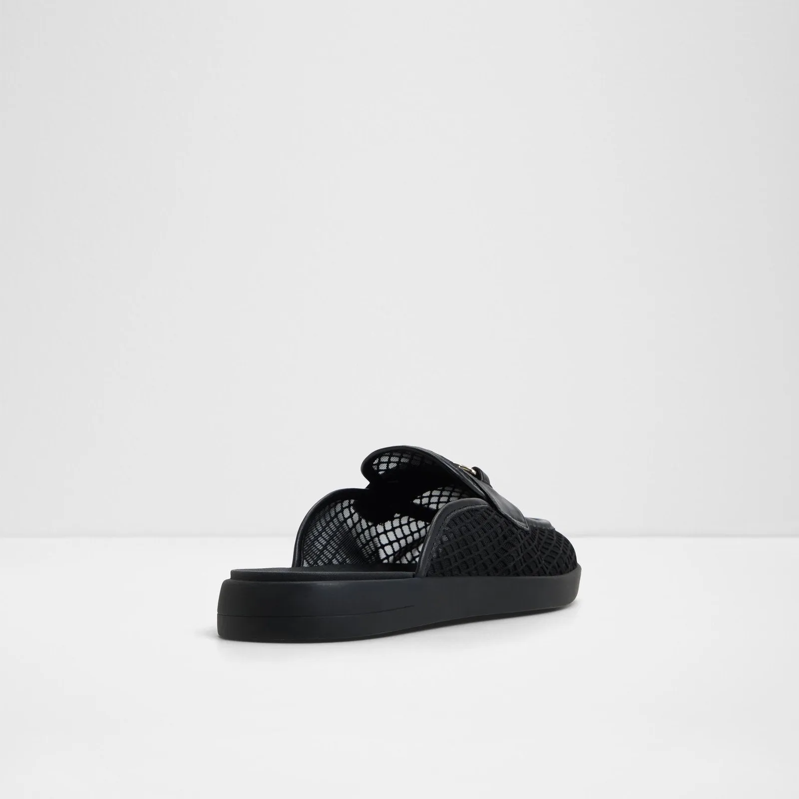 Myrelia / Clogs & Mules