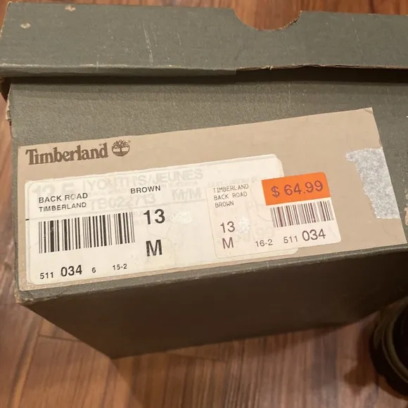 NEW IN BOX!!! Timberland boots size 13 M Back Road Brown Perfect condition.😄