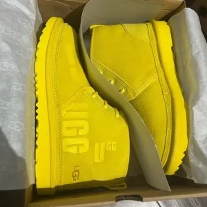 NEW Kids Ugg Boots