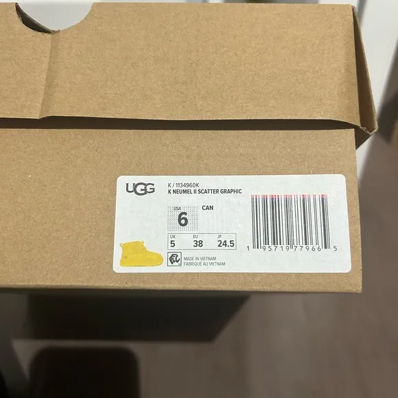 NEW Kids Ugg Boots