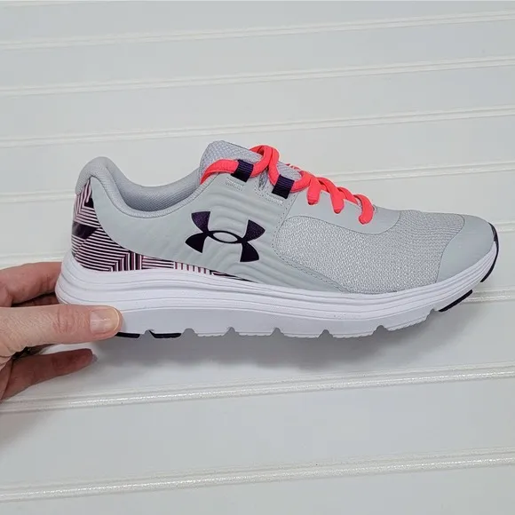 New Under Armour GGS Outhustle Print Sneakers
