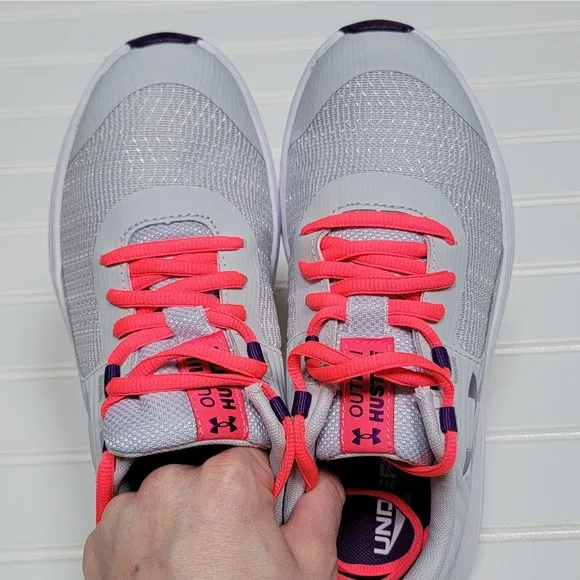 New Under Armour GGS Outhustle Print Sneakers