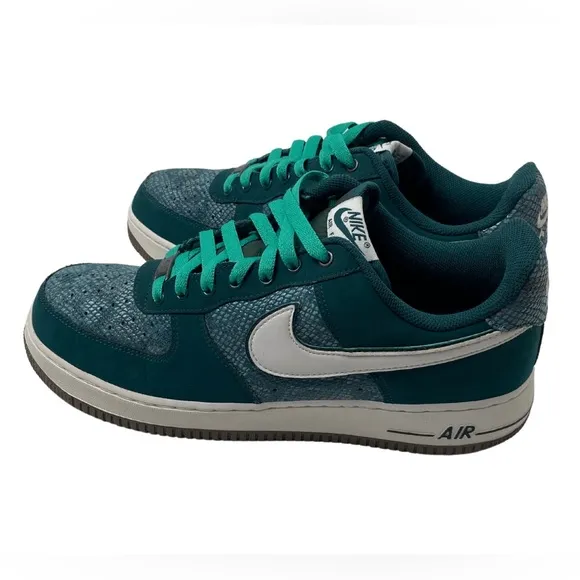NIKE Air Force 1 Low Green Men’s Sneakers Size 11.5 488298-306