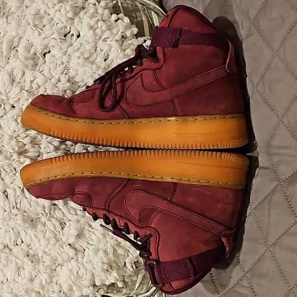 Nike Air Force Sneakers
