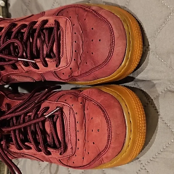 Nike Air Force Sneakers