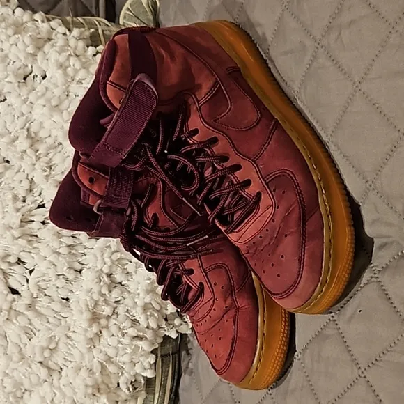 Nike Air Force Sneakers