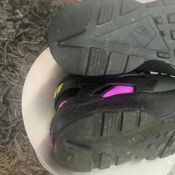 NIKE AIR HUARACHE RUNS SU RIVER BRIGHT CACTUS BLACK GRAY PURPLE SNEAKERS