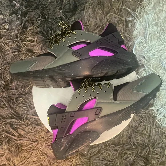 NIKE AIR HUARACHE RUNS SU RIVER BRIGHT CACTUS BLACK GRAY PURPLE SNEAKERS