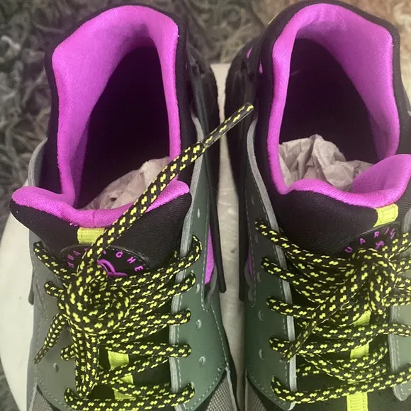 NIKE AIR HUARACHE RUNS SU RIVER BRIGHT CACTUS BLACK GRAY PURPLE SNEAKERS