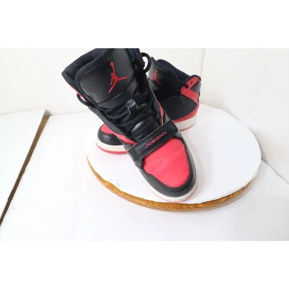 NIKE JORDAN 1 FLIGHT STRAP CHICAGO BULLS  Youth Code 634576-083 SIZEUS 5.5