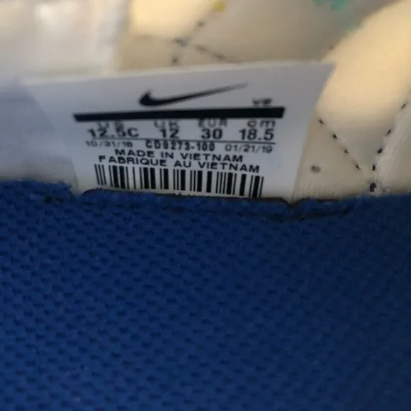 Nike sneakers kids 12.5