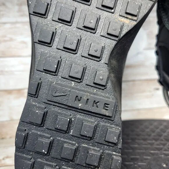 Nike Waffle Debut Men's Size 10 Triple Black Athletic Shoes