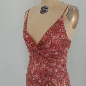 NWT LAUNDRY Paisley Print Coral Slip Lined Dress Women's Size 8