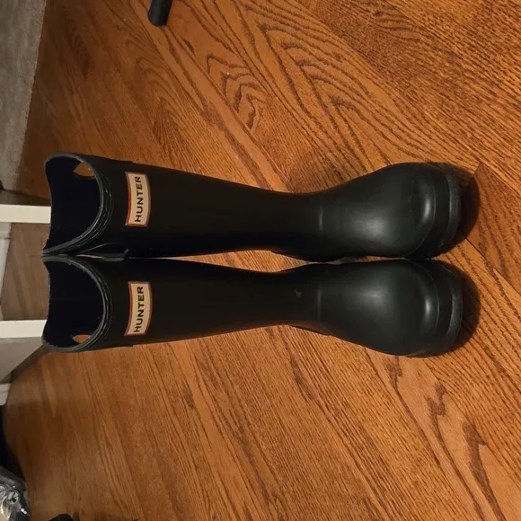Original tall hunter boots with cutout handles