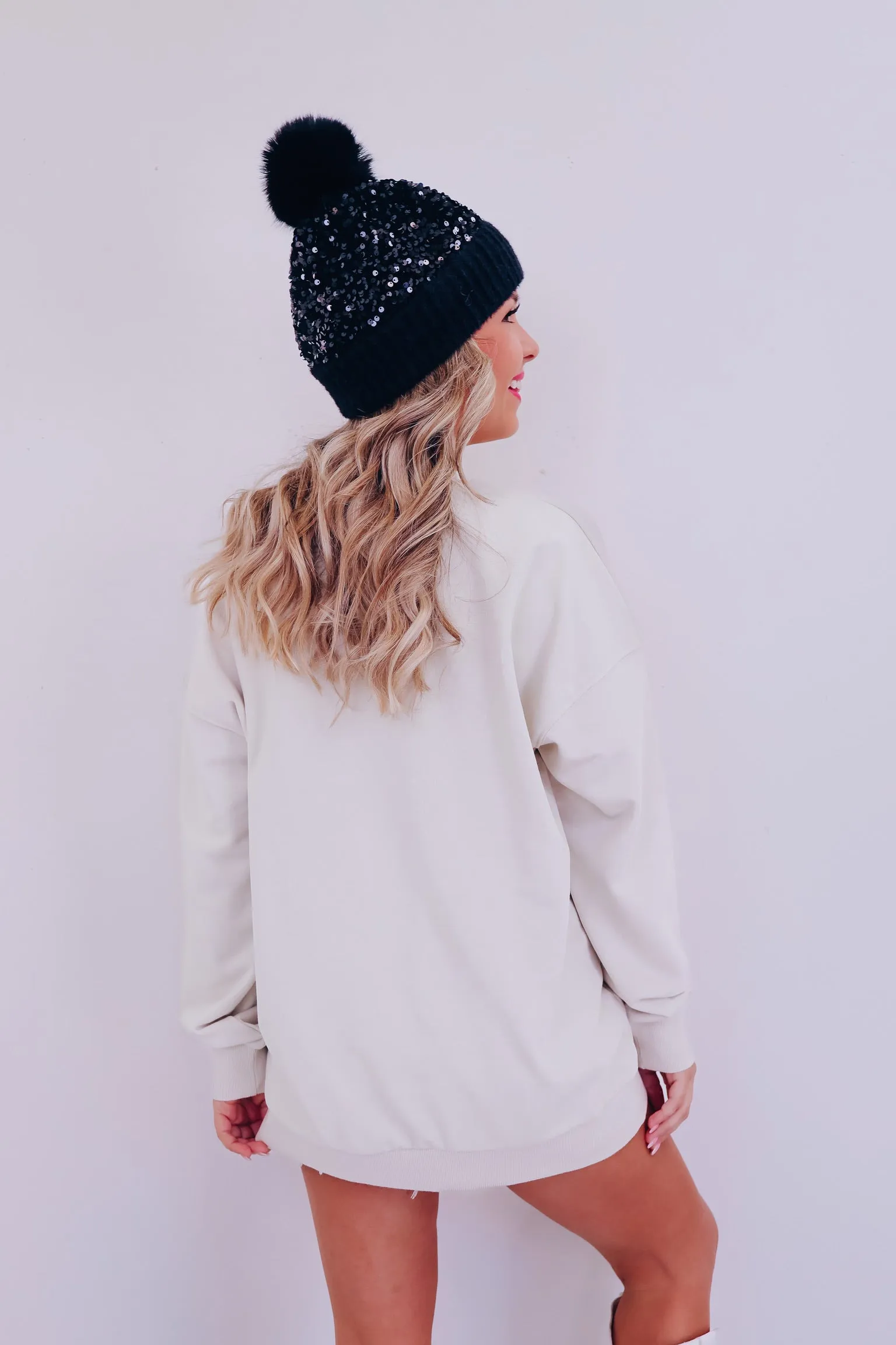 Santa Baby Oversized Graphic Sweatshirt - Oat