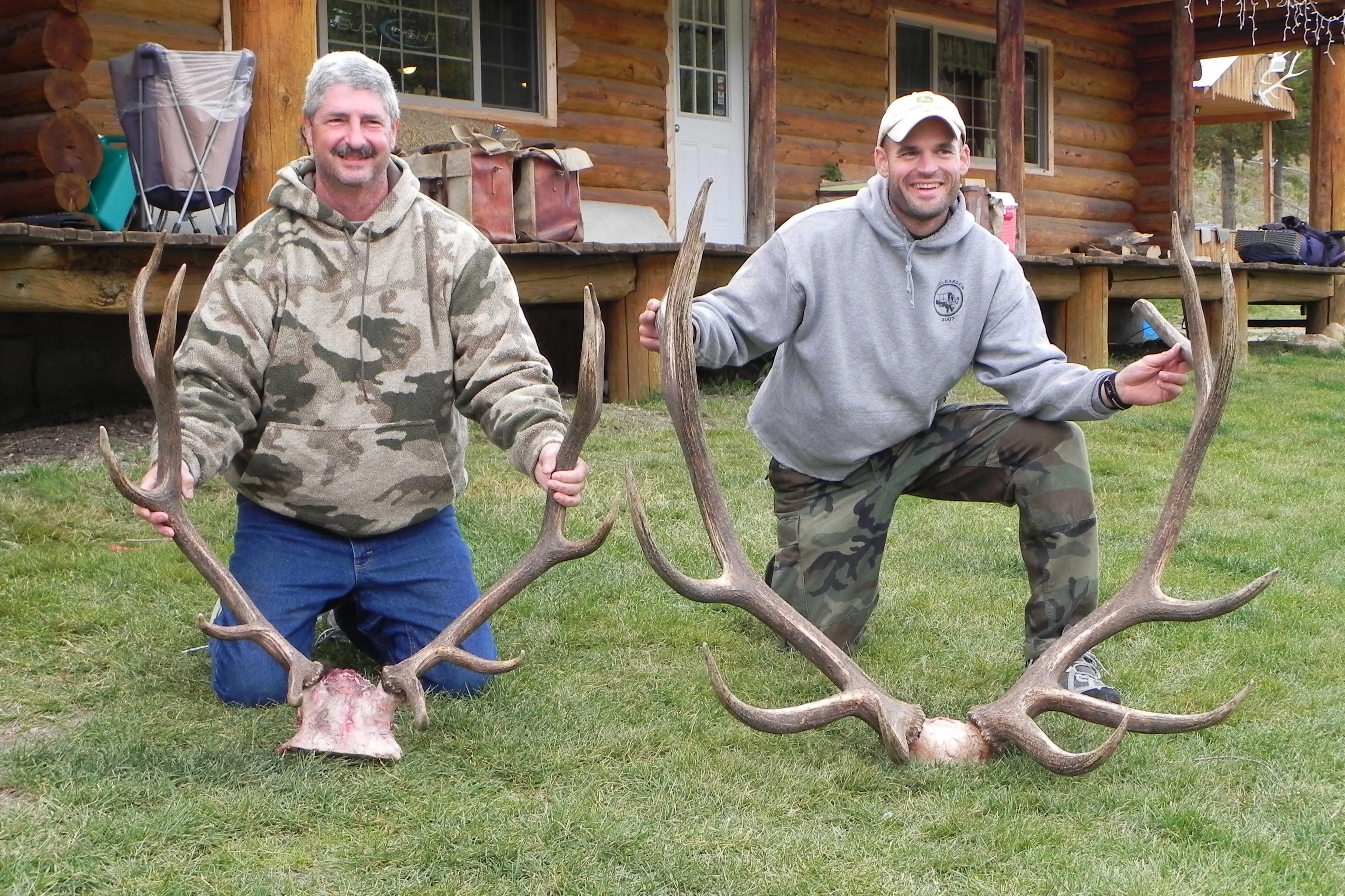 Silver Spur Outfitters - 2:1 Fully Guided Late Season Muley/Whitetail Hunt