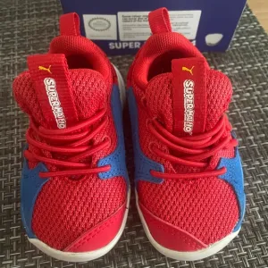 Super Mario Pumas
