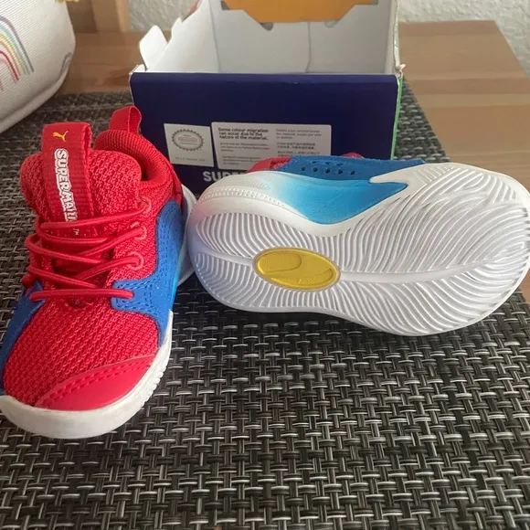 Super Mario Pumas