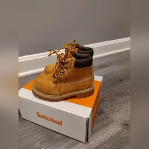 Timberland Classic Tan Boots