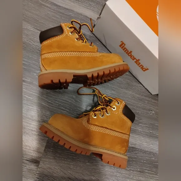 Timberland Classic Tan Boots