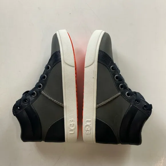Ugg Boscoe Leather Sneakers - Size 12 - G56-8