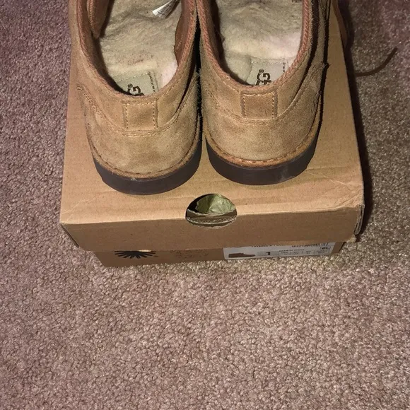 UGG Boys K Reiley. Size 1