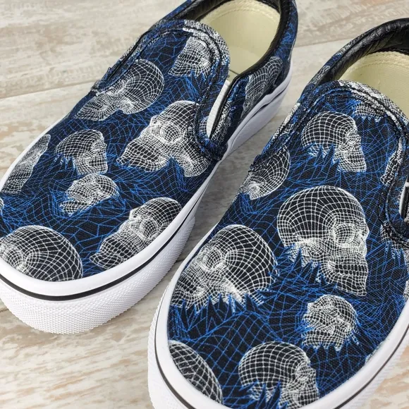 Vans Classic Slip On Wire Frame Skulls